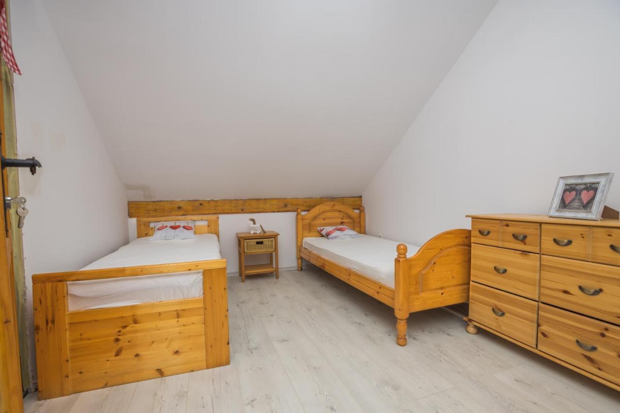 Kuca Za Odmor "Dva Srca" Hotel Ceminac Екстериор снимка