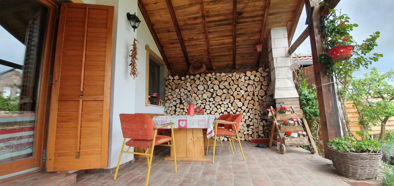 Kuca Za Odmor "Dva Srca" Hotel Ceminac Екстериор снимка